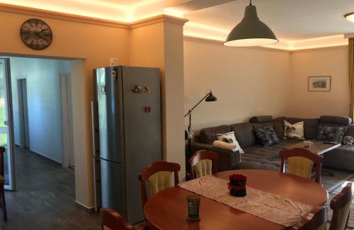 Matraszentlaszlo Apartment | 21 és fél Fenyő Vendégház
