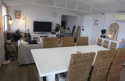 Muloowurtie House | 21 - Black Point