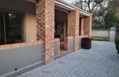 Pietermaritzburg House | @ 21 Guest House