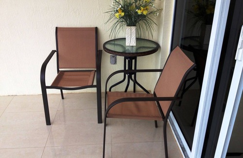 Sunny Isles Beach Condo | 22% DISCOUNT! Ocean Beach Condo La Perla Sunny Isles Beach Miami Fl. STR-00067.