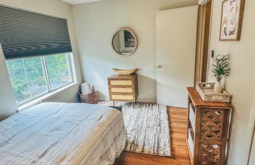 Clemson Apartment | 220 Elm St