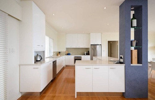 McCracken House | 23 Hayward - Wi-Fi - Ocean Front