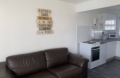 Great Yarmouth Ski Chalet | 244 sundowner