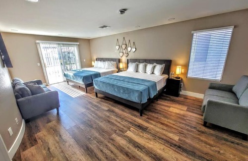 Silverado Ranch House | #24Villa w/Pool&Spa: mins to LVStrip/Green Valley