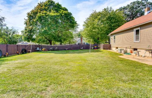 De Pue House | 25 Mi to Starved Rock State Park - DePue Retreat