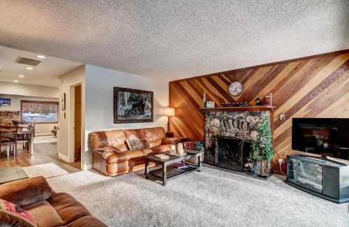 Montgomery Estates House | 2574C Bear Creek Cabin