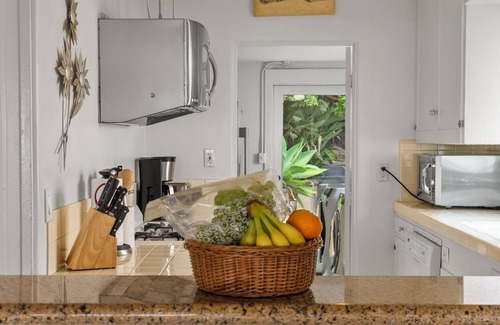 Middletown House | 26' SUNDECK OCEAN Panoramic 180° VIEWS 🌅 AC Fast WiFi - 902Mbps