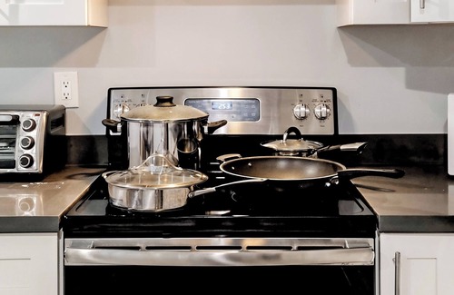 Old Mountain View Apartment | 261-9 Cozy 2-Bedroom Apartment near Mountain View Downtown