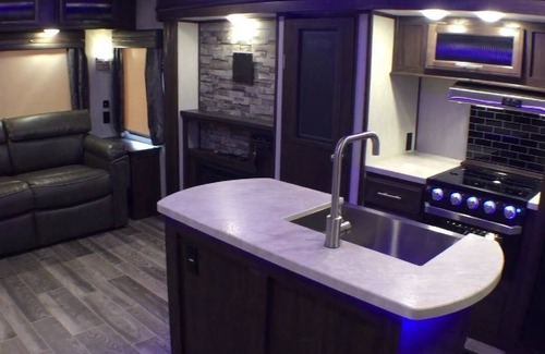 Iva House | 26FT CAMPER IN THE BEST FISHING/HUNTING SECRET IN SC