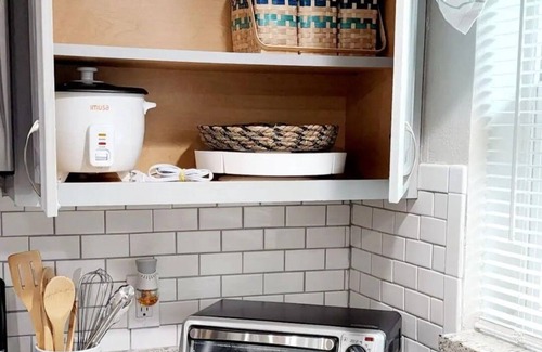 Regency Park Apartment | #27 🛖 The Belleview Cottage Joyful Moments Vacat