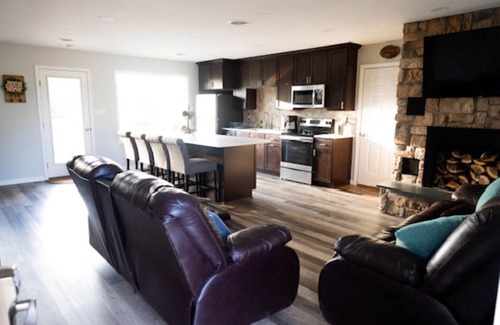 Stet Other | 270 Winchester Lane | Peaceful Farmhouse with Wildlife 🦌