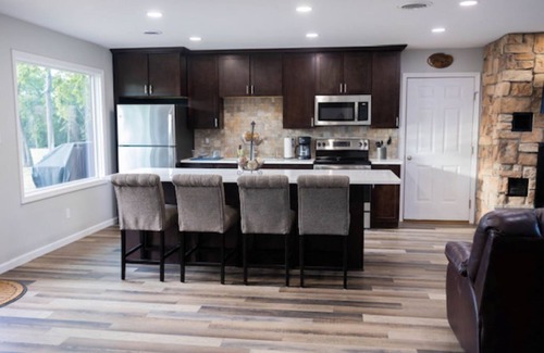 Stet Other | 270 Winchester Lane | Peaceful Farmhouse with Wildlife 🦌