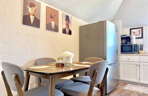 Arcata Apartment | 2BD/1BA Chic Downtown Luxury Apt