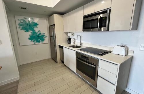 Hallandale Beach Apartment | 2BD 2BA Condo @Beachwalk Resort W/Pool
