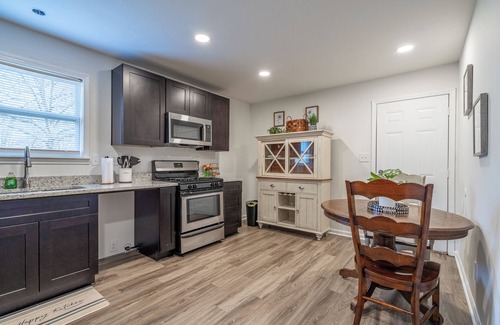 Austell Apartment | 2BD Oasis Near Battery & SixFlags in Austell