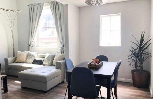 Pacific Terrace Hotel | 2bdrm Gaslamp Conv Cntr - W Parking & 5 Beds #3