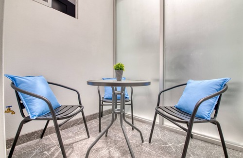 Dolorosa Apartment | 2Bed/1Bath Apartment with Patio in San Jose Center!