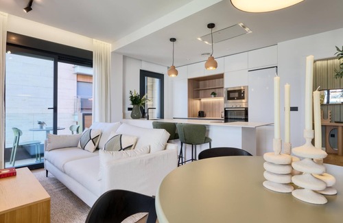 La Buhaira Apartment | 2BR/2BA Apt, 4th Floor, Terrace with Views & Parking