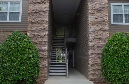 Foley Condo | 2BR/2BA Condo In Quiet Relaxful Location. Prime Location For Shopping And Fun.