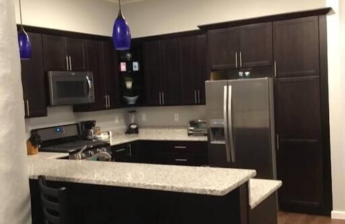 Downtown Kansas City Hotel | 2BR 2BA Loft Downtown KC in Historic Building