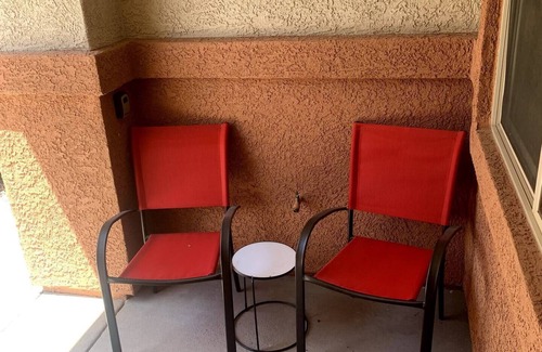 Mesquite Condo | 2BR/2FB Ground Floor - No Stairs w/2 Car Garage