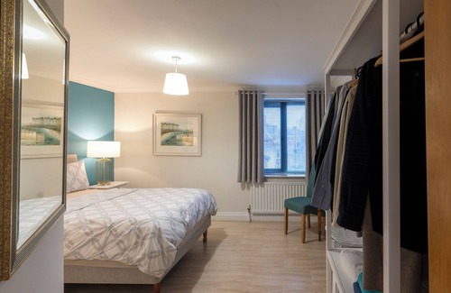 Belfast Apartment | 2BR Apt in Osborne Park Belfast