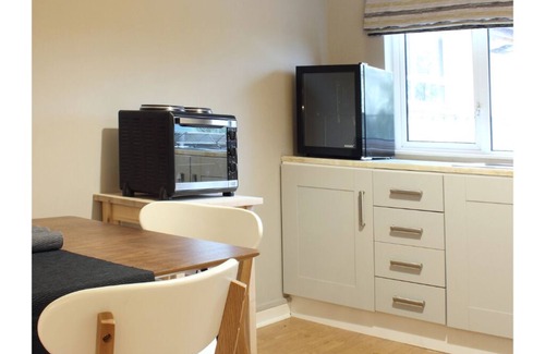 Dungannon Apartment | 2BR Apt Near Shops, Resto w/free parking