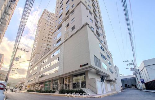 Tabuleiro dos Oliveiras Apartment | 2BR Apt w/BBQ & View 550m From Beach - Omc1303