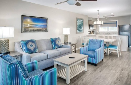 Ocean Ridge Condo | 2BR Coastal Retreat w/Balcony at Ocean Ridge