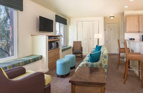 Las Vegas Condo | 2br Deluxe Condo All the Fun of the Vegas Strip!