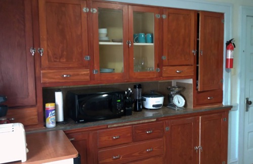 Sheboygan Apartment | 2BR Duplex Lower Overlooking Kiwanis Park