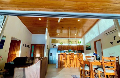 Portalon House | 2BR Jungle Villa with Infinity Pool and Manual Antonio Ocean Views