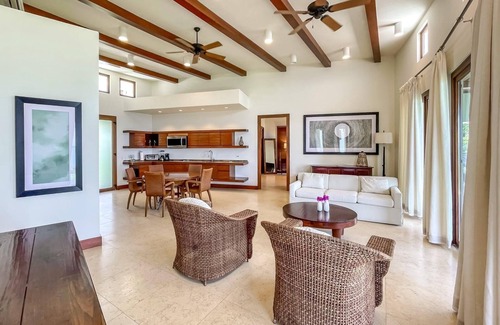Pristine Bay Villa | 2BR Ocean View Villa at Las Verandas (1)