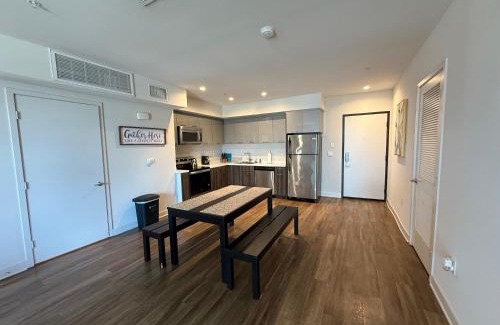 Westlake South Apartment | 2BR with two Balconies & Parking DTLA!