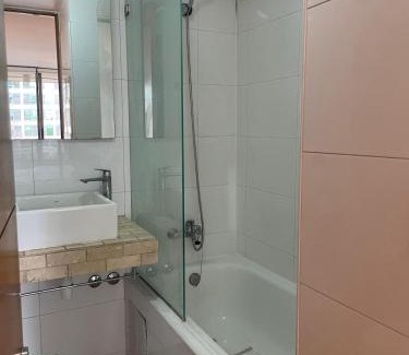 El Golf Apartment | 2D2B Excelente conectividad, Metro Esc Militar, Parque Arauco, Costanera Center