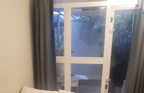 Duivendrecht House | 2mx4m room near metro to go to ziggo