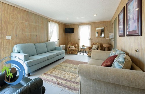 Ash Cottage | 2nd Floor Main Street Cottage 2nd Floor Main Street Cottage