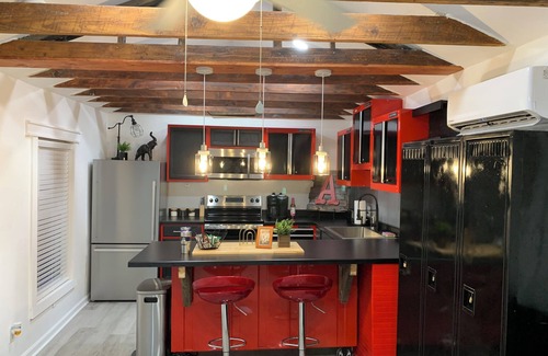 Tuscaloosa House | 2nd of 3 Luxury Tiny Homes in Tuscaloosa at PALMER LEGACY “Henley Gordon“ Unit 2