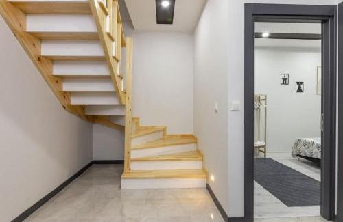 Antalya City Centre Apartment | 3-Şehir Merkezinde Büyük Daire 3 Yatak Odası