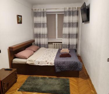 Rivne Apartment | 3- х комнатная квартира в центре