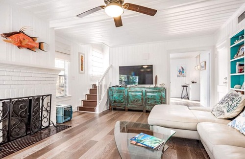 Neptune Beach House | 3/2 Pool Home - 2 blocks from bch - w/ Golf Cart!