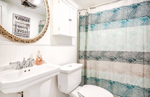 Neptune Beach House | 3/2 Pool Home - 2 blocks from bch - w/ Golf Cart!