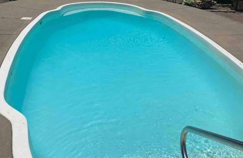 Cape Girardeau House | 3+ acre Home: Pool Table, Putt-Putt, 4 miles to Downtown and SEMO, Summer Pool