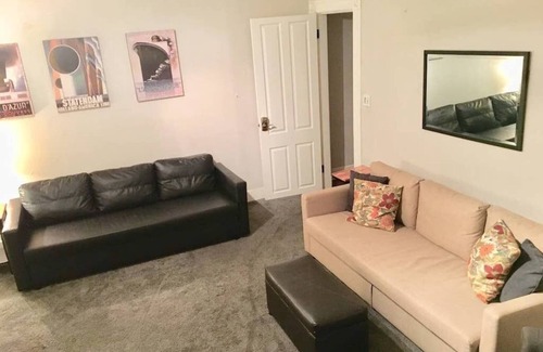 Cow Hollow Apartment | 3 BD/2BA FLAT ON TRENDY UNION STREET IN SF!