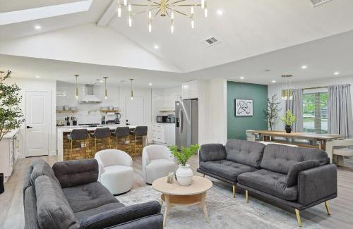 Irving House | 3-BD Backyard Oasis w Pool Patio Firepit