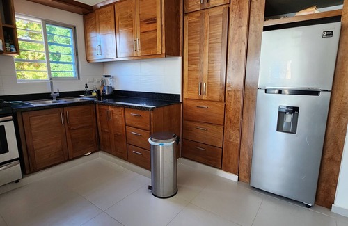 North Coast Condo | 3 bd condo with rooftop across the street from beach!