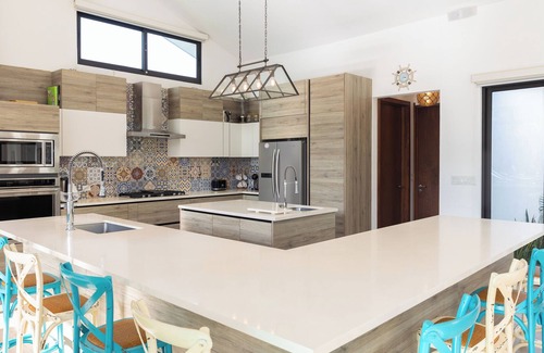 Punta Barco Villa | 3 Bdr + 3.5 bthr Villa🏡 / Private pool 👙🏊 & Workout station 🏋️