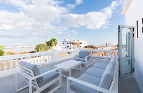 Casco Viejo Apartment | 3 bdr Apt with Incredible location in Historic Center, Casco Viejo