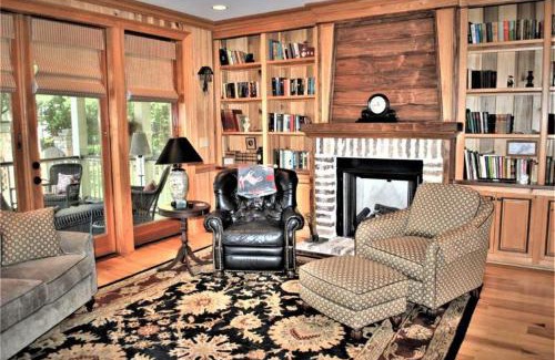 Georgetown House | 3 Bdrm in Georgetown's Historic District