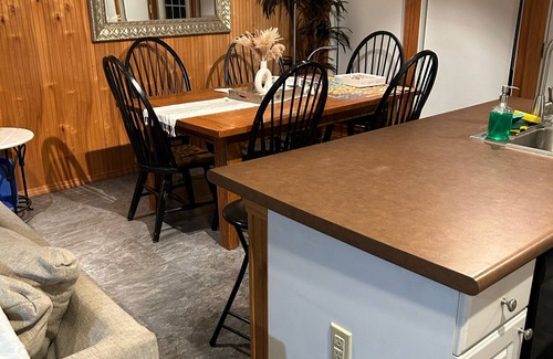 Henderson House | 3 Bed 1 Bath Lake House- LAKE NORFORK FUN!